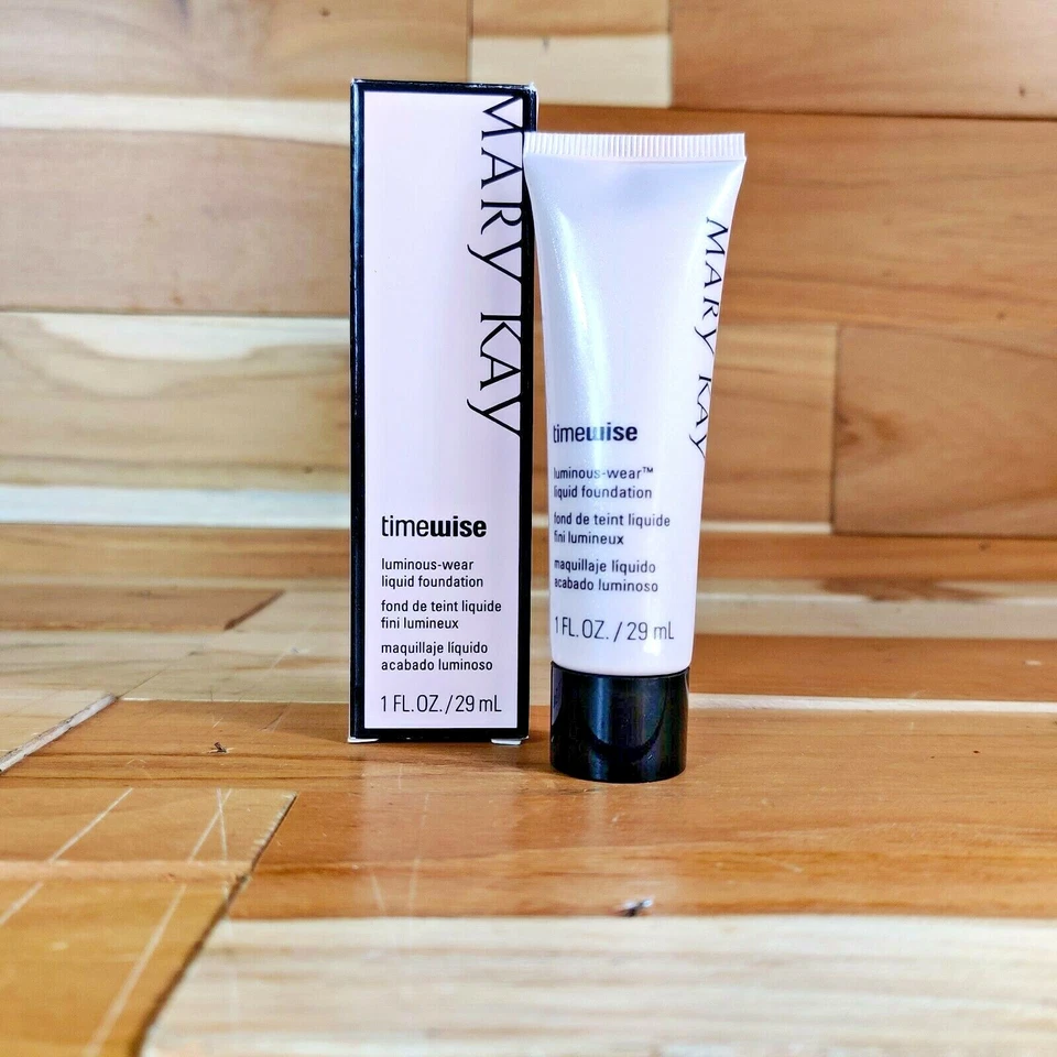 MARY KAY TIMEWISE MATTE & LUMINOUS WEAR LIQUID FOUNDATION CHOOSE YOUR OWN SHADE - Image 1 of 4