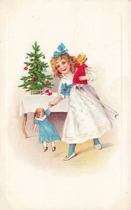 POSTAL NAVIDAD NIÑA VINTAGE CON MUÑECAS Y ÁRBOL DE NAVIDAD 072423 S - Imagen 1 de 2