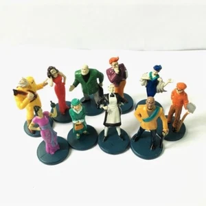 2002 Clue Game 10pcs Suspects Pieces Tokens Movers Characters Figures Parts M779 - Picture 1 of 6