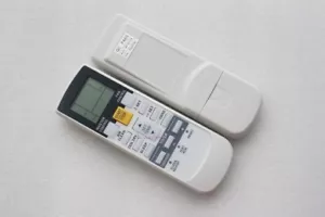Telecomando per Climatizzatore Fujitsu ASTA12LCC AR-PJ1 ASTA18LCC ASTA24L - Foto 1 di 1