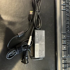 Lenovo 65w AC Adapter for ThinkPad ADLX65NCC2A - Picture 1 of 2
