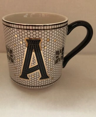 ✨ NUEVA Taza Anthropologie "A" Letra Inicial Azulejo Monograma, Negro Blanco Dorado ✨ Foto 1 de 4