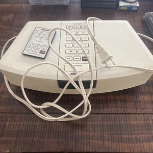 Bose Wave Radio AWR1-1W White Clock Alarm AM/FM Radio Remote And Cord Parts Only - Picture 1 of 9