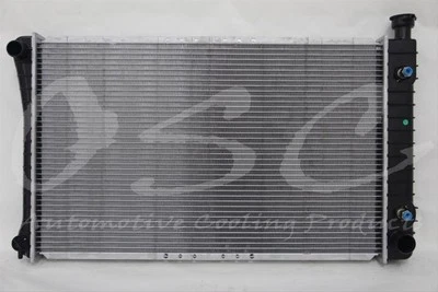 OSC Automotive Products 1791 Radiator, Aluminum/Plastic, Chevy, GMC, 5.0L, Each Foto 1 de 4