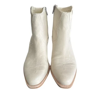 Stivaletti Dolce Vita in pelle panna stile western 8 - Foto 1 di 10