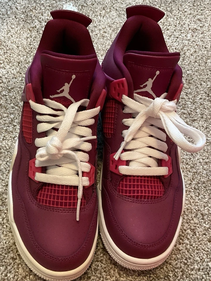 Air Jordan 4 Retro GS For the Love Foto 1 de 4