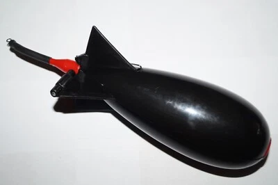 Spomb Köder Bombe Rakete zum Angeln Futter Futterstelle Karpfen Boilies Pellets - Bild 1 von 3