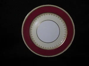 Aynsley Desborough Maroon Salad Plate Vintage Bone China Made in England - Picture 1 of 1