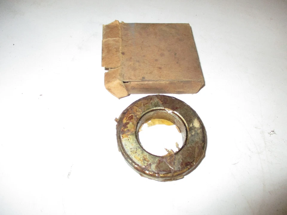 Unbranded 1939-1942 Studebaker Champion Clutch Release Bearing - Image 1 of 1