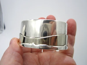 Gorgeous Sterling Silver Signed A.K. Edgar Wide Sleek 58.3 Gram Cuff Bracelet - Picture 1 of 5