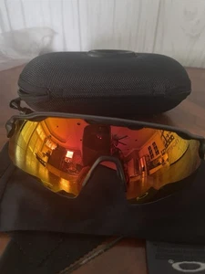 NEU Oakley Sonnenbrille mattschwarzes Gestell Prizm rot orange OO9208 - Bild 1 von 10