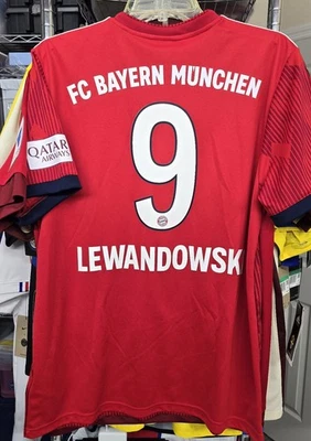 Camisa de futebol 2018/19 ADIDAS BAYERN MÜNICH #9 LEWANDOSKI HOME CF5433 TAMANHO GRANDE - Imagem 1 de 4