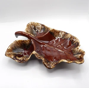 Brown Drip by Hull 1 Piece Chip & Dip Leaf Shape - Bild 1 von 16