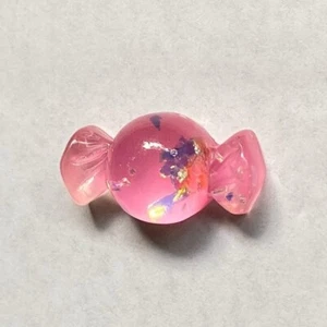 Pick your colour  Small 2.5 cm candy sweet resin brooch pin.Roll safety catch - Picture 1 of 26