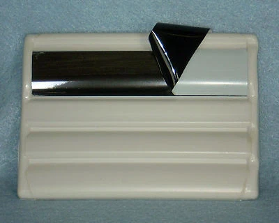 1999 2002 Chevrolet Silverado Std Cab LH RR Molding 88937507 GM1654110 - Image 1 of 4