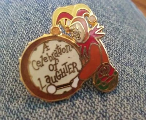 Insignia pin Drummer Tournament of Roses 1986 A Celebration of Laughter - Imagen 1 de 1