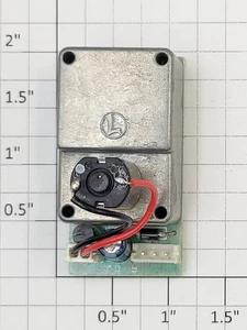 Lionel 38031-200 Diesel 8 Ohm Fan Driven Smoke Unit - Picture 1 of 3