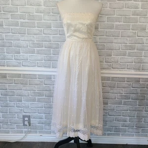 Vestido de novia vintage hecho a mano de encaje satinado sin mangas hasta el té cóctel graduación - Imagen 1 de 12