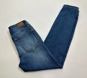 Jeans Judy Blue 3/26 Azul Elastizado Denim Calce Relajado Desgastado Cómodo tiro medio - Imagen 1 de 13