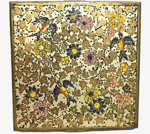 Volupte Latón Y Esmalte Grabado Maquillaje Compacto Azul Pájaros Vid Flores De Colección - Imagen 1 de 8