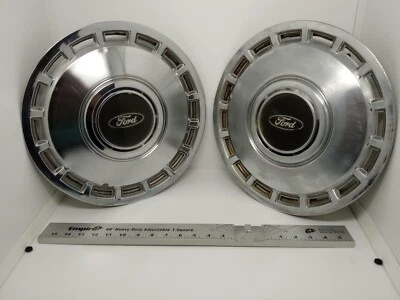 Juego de (2) tapacubos Ford Tempo 1984-1985 13" cubiertas de rueda OEM vintage clásico Foto 1 de 4