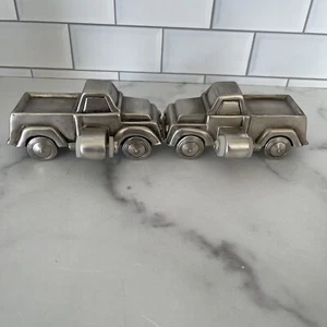 Pottery Barn Kinder Retro Spielzeug LKW Vorhang Endstücke 2 OVP * Zinnoptik - Bild 1 von 3