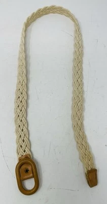 "Cinturón trenzado macramé blanco roto detalles de cuero 31"" hebilla deslizante de extremo a extremo" Foto 1 de 3