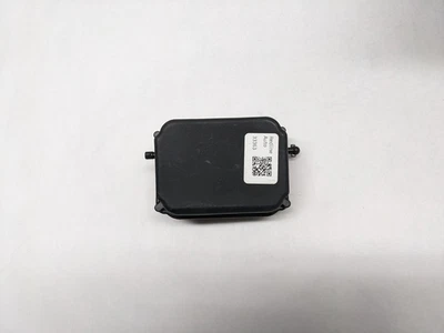 Radar sensor de distancia de crucero adaptativo Toyota RAV4 2016-2018 88210-07010 Foto 1 de 4