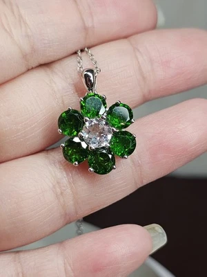 Chrome Diopside Flower Necklace White Topaz Center Sterling Silver 925 18 Inch - Image 1 of 4