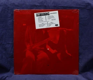 SCORPIONS~VERY RARE SEALED LP~LOVEDRIVE~1979 US 1stPRESS~W/HYPE STICKER/RED WRAP - Foto 1 di 2