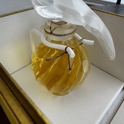 ВИНТАЖНЫЙ NINA RICCI L'AIR DU TEMPS ПАРФЮМ ДУХИ NIB 2 ГОЛУБЕЙ LALIQUE ФЛАКОН  - Изображение 1 из 4