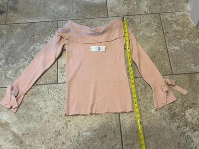Nuevo con Etiquetas 7th Ave Design Studio New York Co Suéter Rosa Fuera del Hombro Talla S Foto 1 de 4