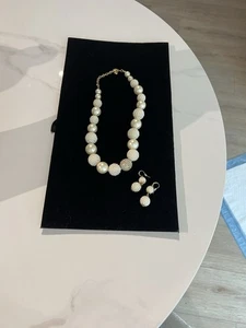CAROLEE Gold Ivory tone 18” Necklace and Earrings Imitation Pearl ball Set of 3 - Picture 1 of 14