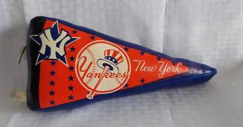 New York Yankees Baseball Puffy Stuffed Vinyl Pennant & Suction Cup Good Stuff Cover