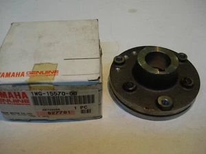YAMAHA GENUINE STARTER CLUTCH ASSY FZ400 GENESIS 1WG-15570-00-00 - Picture 1 of 1