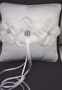 NEW Bridal Wedding CAMELLIA INSPIRED WHITE SATIN RING PILLOW 8"x8" - Picture 1 of 4