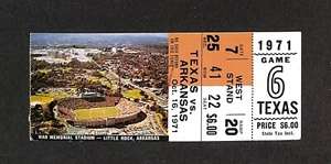 16 ottobre 1971 TEXAS LONGHORNS @ ARKANSAS RAZORBACKS FOOTBALL BIGLIETTO STUB - Foto 1 di 2