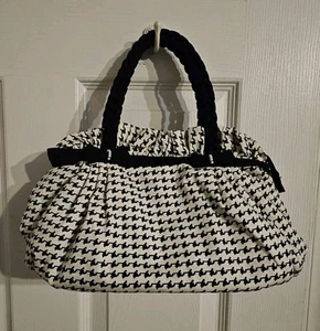 NaRaYa Handtasche mit schwarz-weißem Muster - Bild 1 von 11