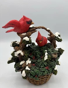 VINTAGE HERITAGE HOUSE COLLECTOR EDITION MUSIC BOX DOES NOT WORK! CARDINALS DECO - Picture 1 of 13