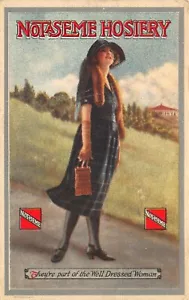 Cartolina Notaseme Calzetteria "Fanno parte della Donna Ben Vestita" - Foto 1 di 2