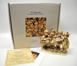 Goebel Hummel WE WISH YOU THE VERY BEST Century Collection Figurine #600 COA - Picture 1 of 9