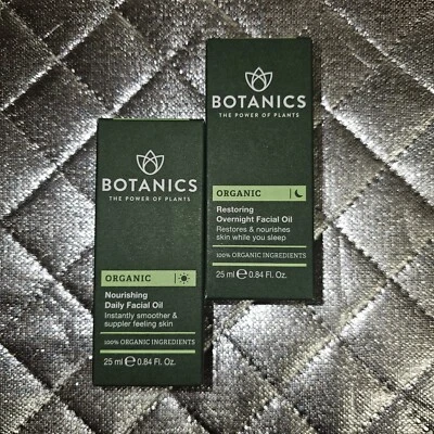 Aceite facial Botanics orgánico con rosa mosqueta y lavanda restaurador durante la noche 0,84 oz Foto 1 de 4