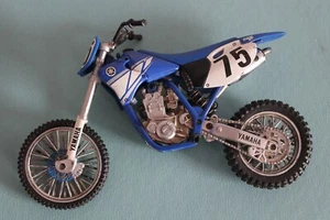 Neu Ray 7"" Yamaha YZ 426F Druckguss MOTORRAD blau Nr.: 75 MOTOCROSS 2000 Maßstab 1:12 - Bild 1 von 7