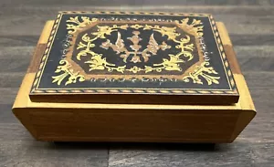 Wooden jewelry trinket box with inlaid lid and quilted inside Dated 1973 On Back - Picture 1 of 23