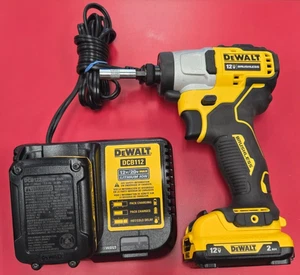 DEWALT Xtreme 12V MAX Cordless Impact Driver - DCF801F2 *TESTED* - Picture 1 of 5
