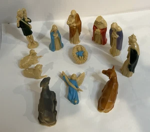 Vintage Weihnachtskrippe Krippenset Hongkong 12 Teile - Bild 1 von 4