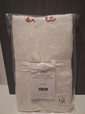 Pottery Barn Feliz y Brillante Navidad Bordadas 2 Fundas de Almohada Estándar Selladas  Foto 1 de 4