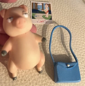 Mezco Family Guy Serie 2 Cerdo Beso 2005 Con Monedero y Foto SIN MEG - Imagen 1 de 7
