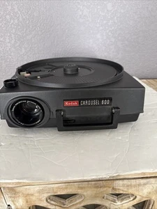 Proyector Kodak Carousel 600 2.000 lúmenes 35 mm - Imagen 1 de 11