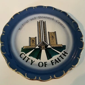 Vintage ORU CITY of FAITH MEDICAL CENTER Dedication PLATE IMPERIAL POTTERY #52 - Picture 1 of 7